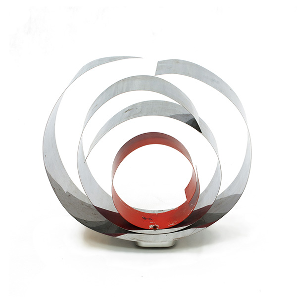 escultura metal