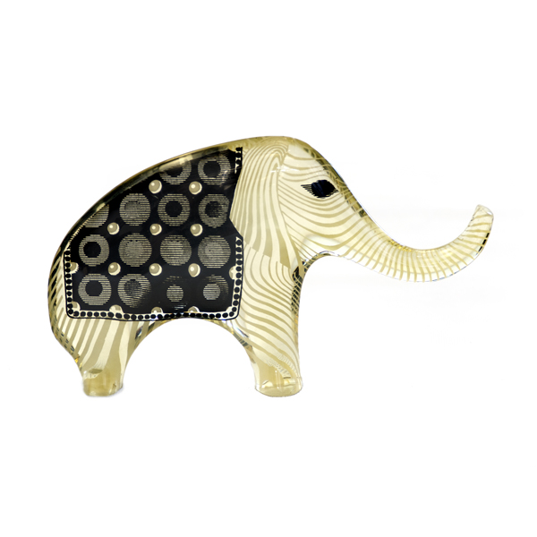 elefante com bolas holográficas