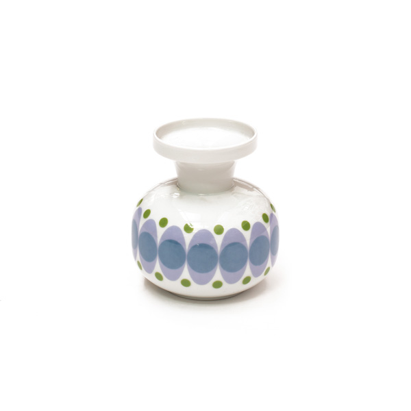 vaso branco, roxo e verde
