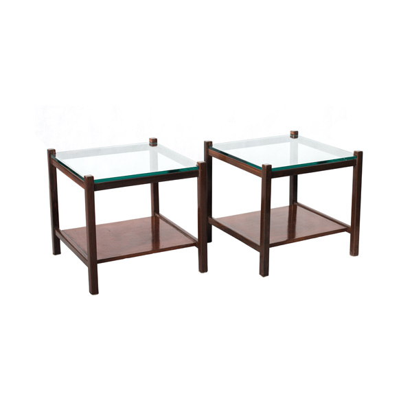 mesa auxiliar quadrada de jacarandá